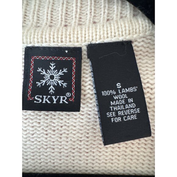Skyr Womens Small Beige & Black Snowflake Lambs Wool Full-Zip Sweater - Picture 3 of 12